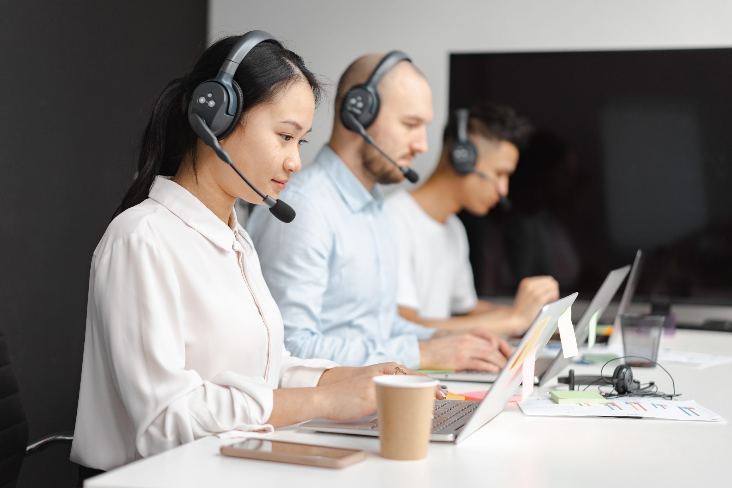 Contact Center Outsourcing Indonesia